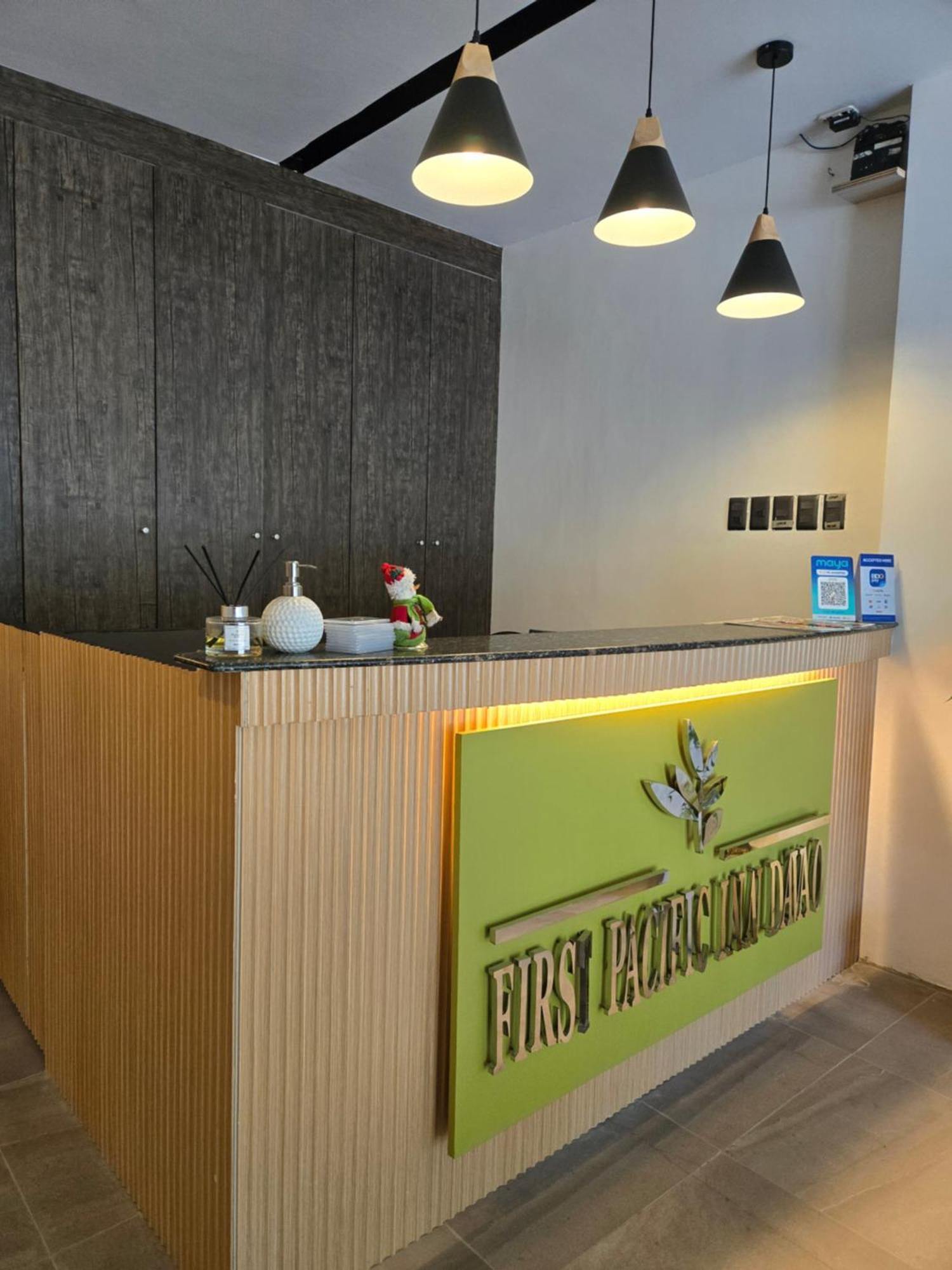 First Pacific Inn Davao City Eksteriør billede