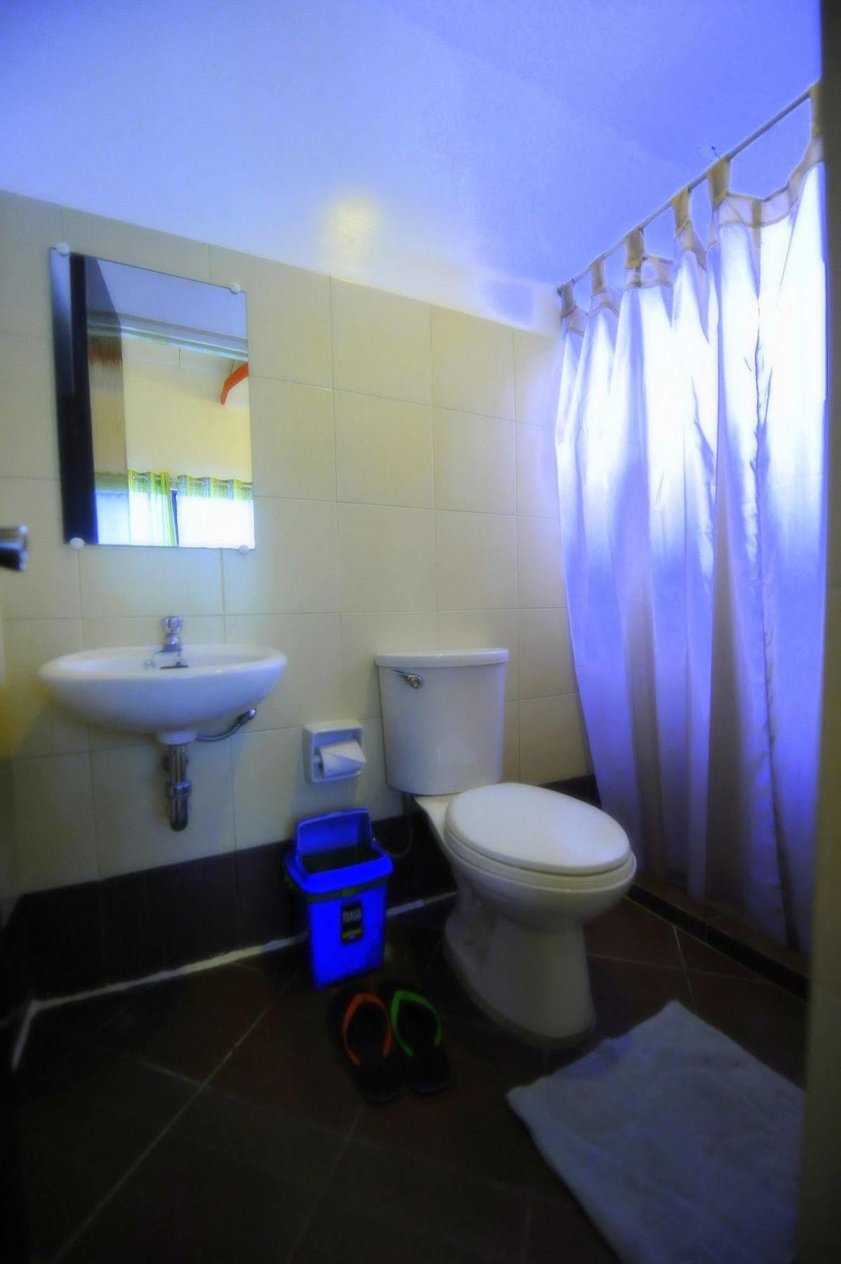 First Pacific Inn Davao City Eksteriør billede