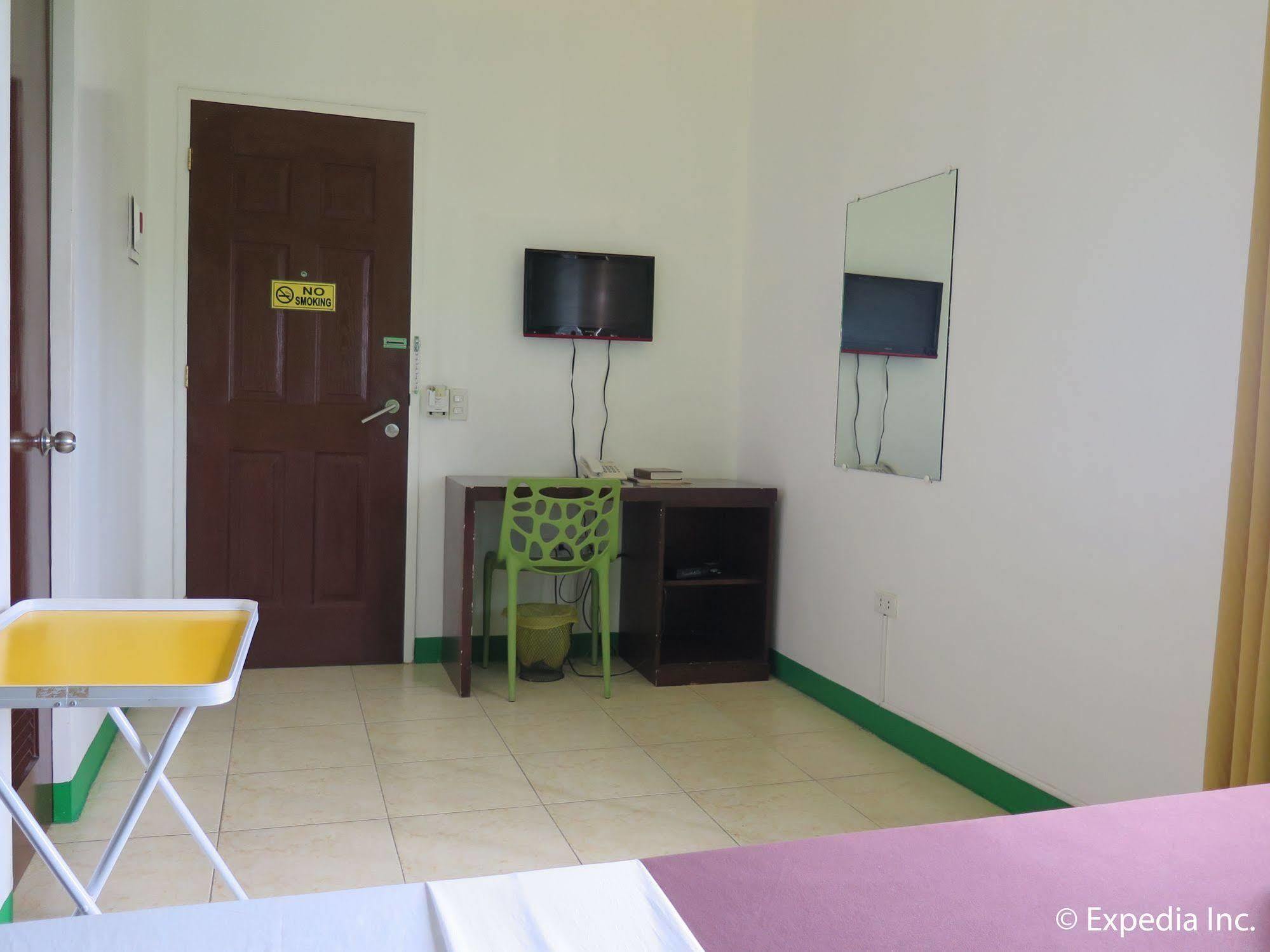 First Pacific Inn Davao City Eksteriør billede