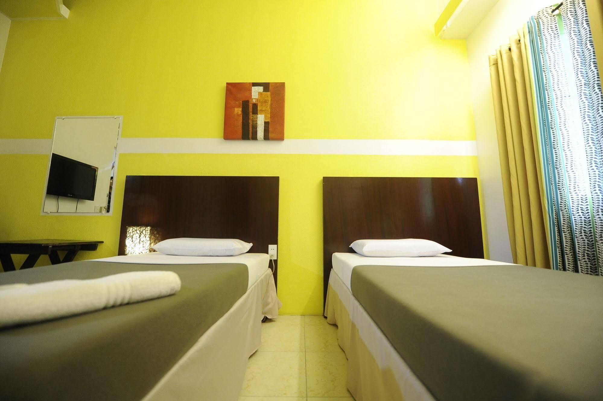 First Pacific Inn Davao City Eksteriør billede